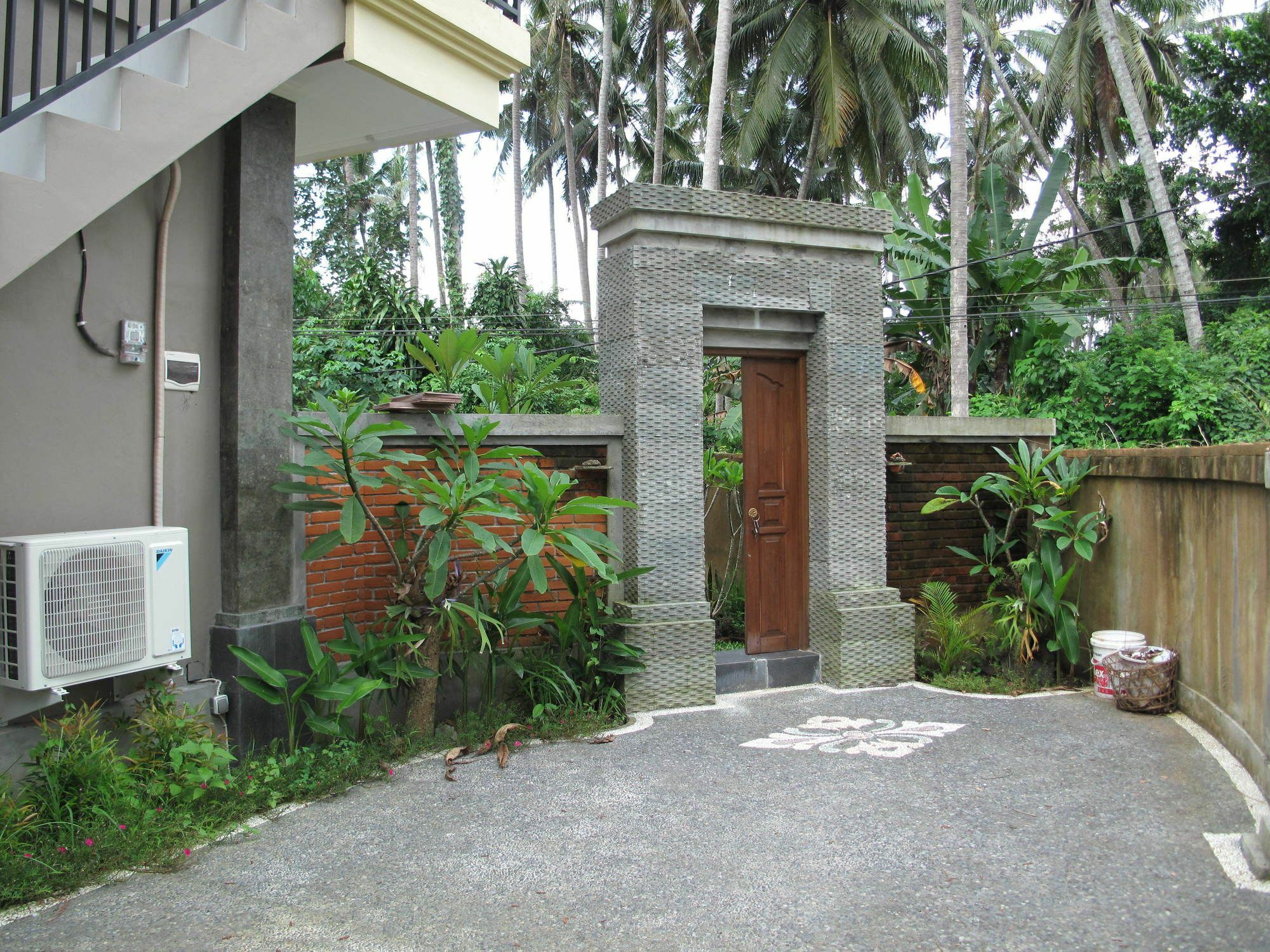 Sunrise Coconut House Hotel อูบุด ภายนอก รูปภาพ